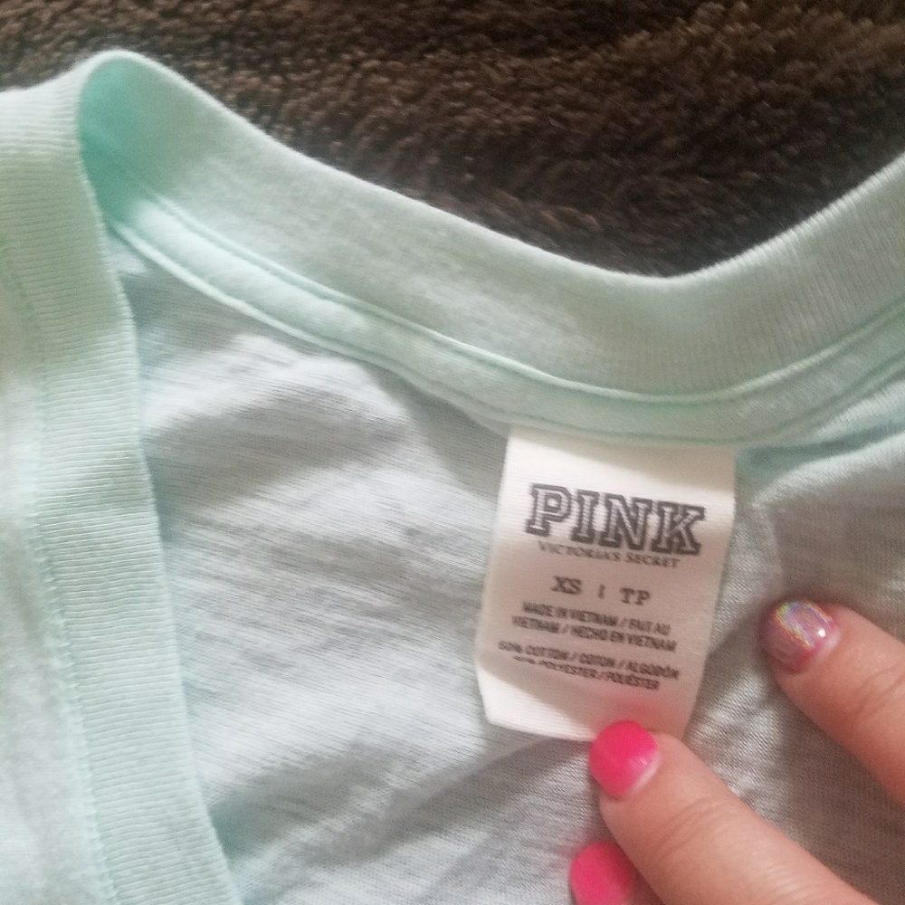 Victoria's Secret Pink Sequin t-shit mint - Picture 3 of 3